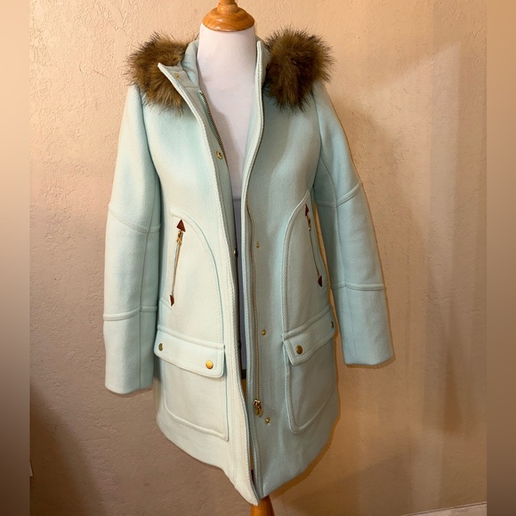 Chateau parka in Italian stadium-cloth wool - Picture 4 of 7